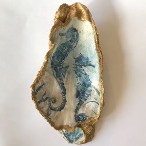 Artsy Oyster Shell Cluster